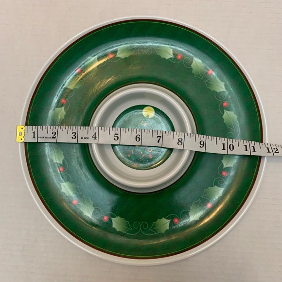 Vintage Acrylic Plastic Christmas Tree Chip and Dip Dish. Vintage Christmas - Picture 6 of 8